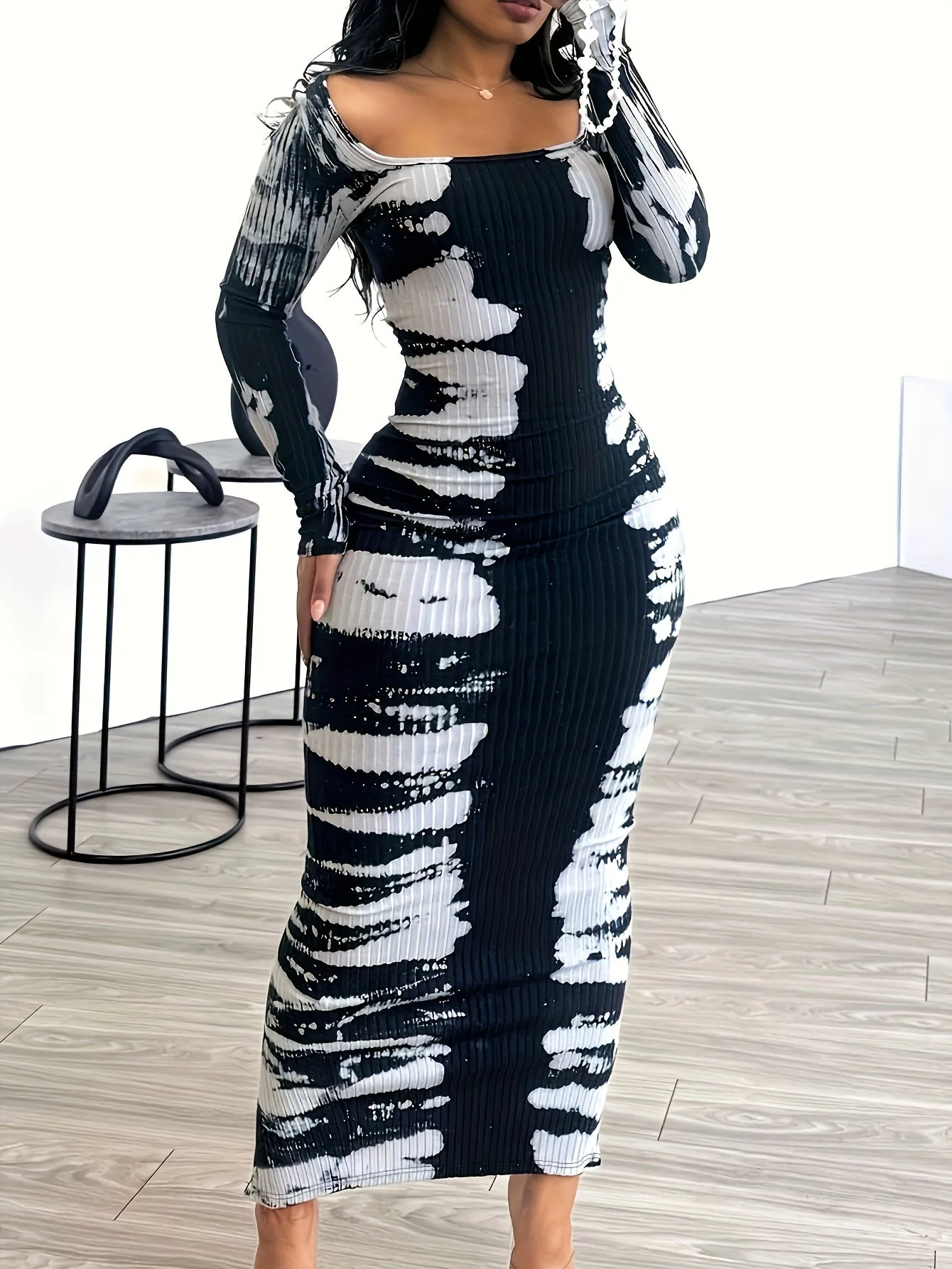 Elegant Plus Size Color Block Square Neck Long Sleeve Bodycon Dress