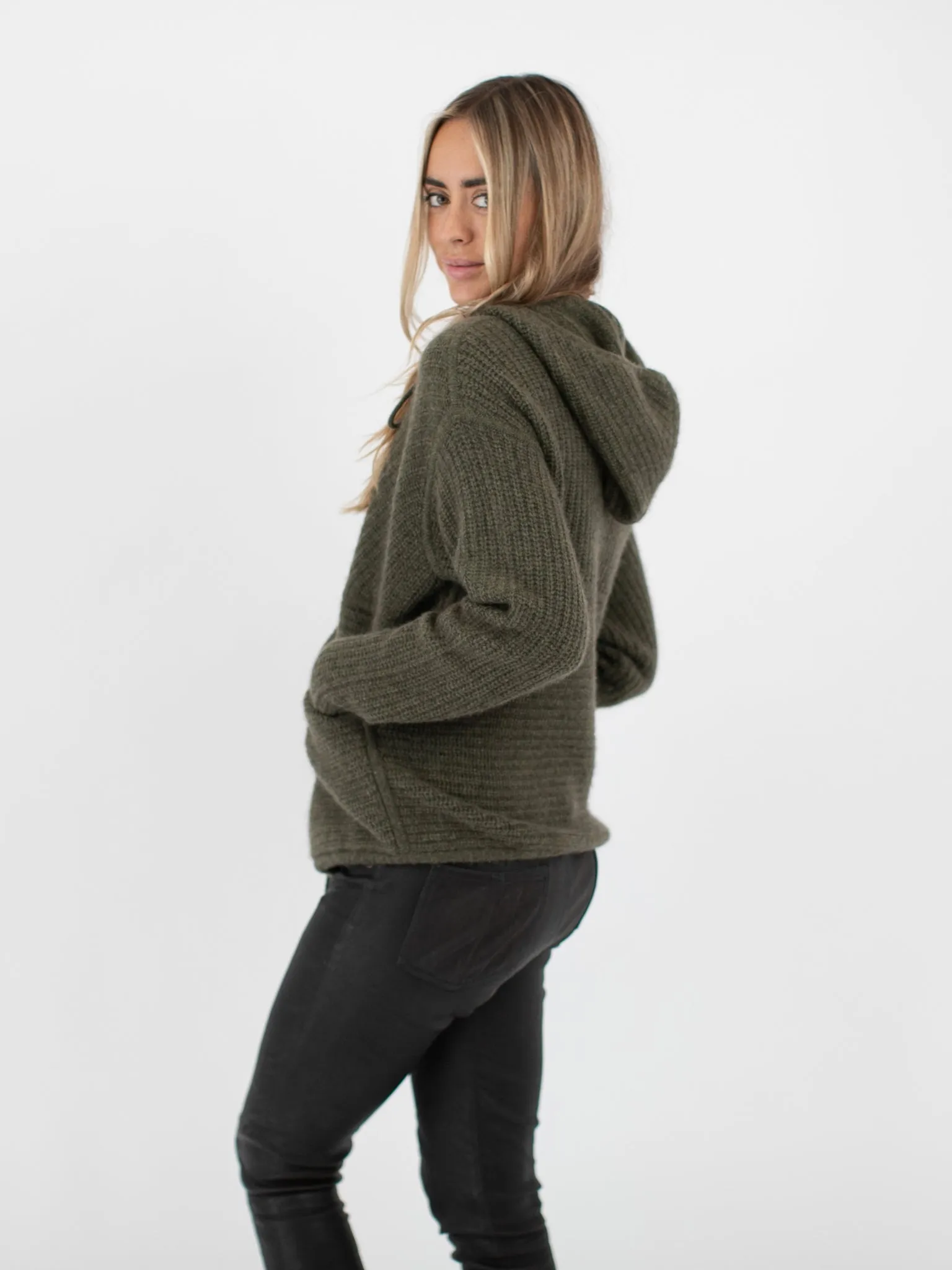 GLENN HOODED ZIP-UP