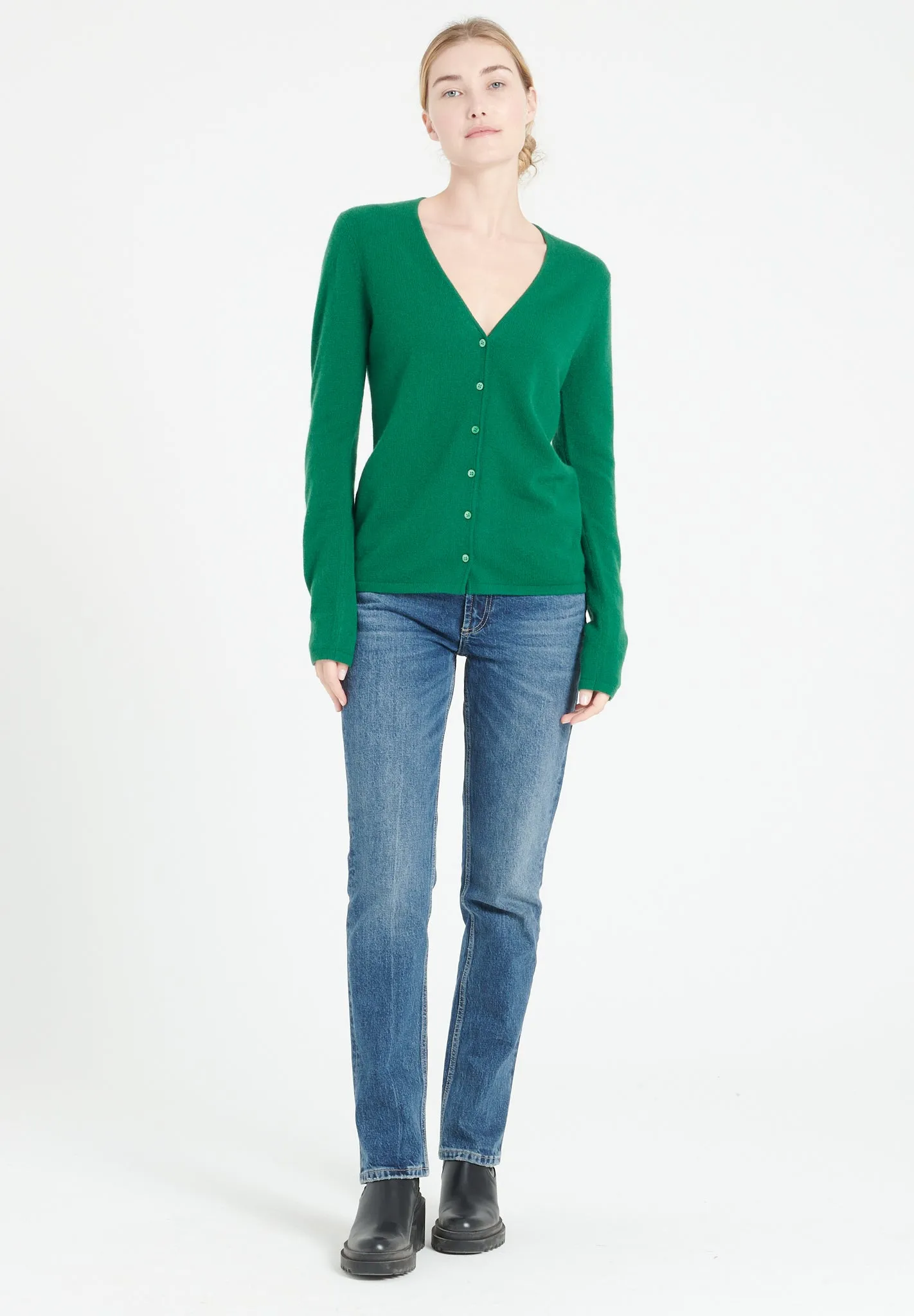 LILLY 7 Cardigan col V en cachemire cintré vert émeraude