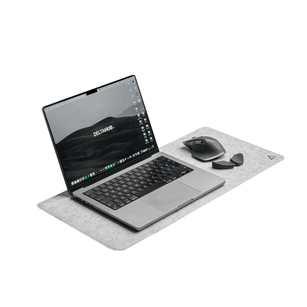 Minimalistic Desk Pad by DeltaHub