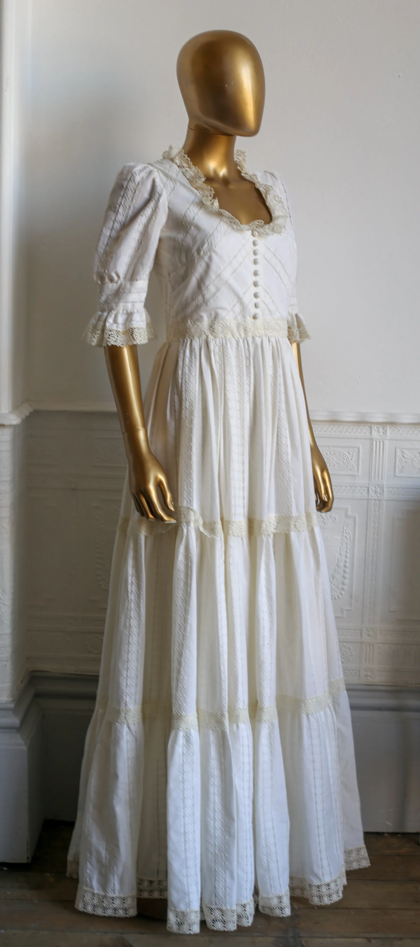 Vintage 1970s Ivory Cream Cotton Lace Maxi Dress