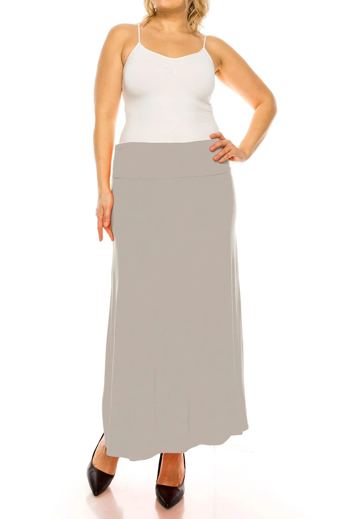 Women's Plus Size Casual Solid High Waisted A -line Maxi Skirt with an elastic Waistband